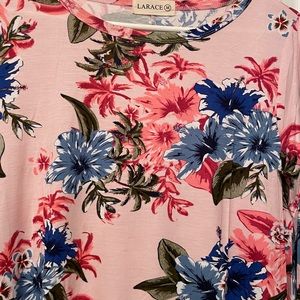 Women’s floral top